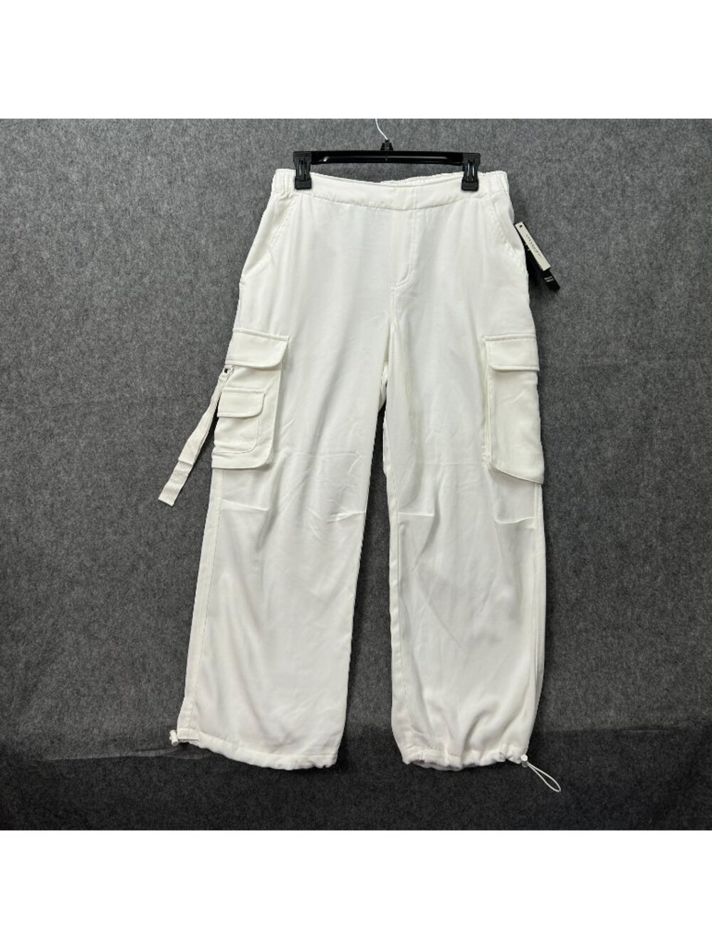 Liverpool Pull On Parachute Cargo Pants Women's Size Large Porcelain White NWT